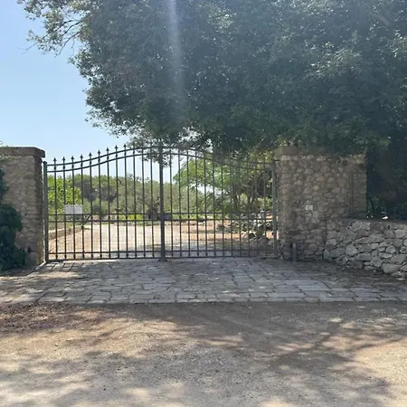Maliconca Dimora Rurale Castrignano de' Greci